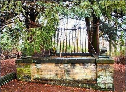 Robin Hood's Grave, Kirklees