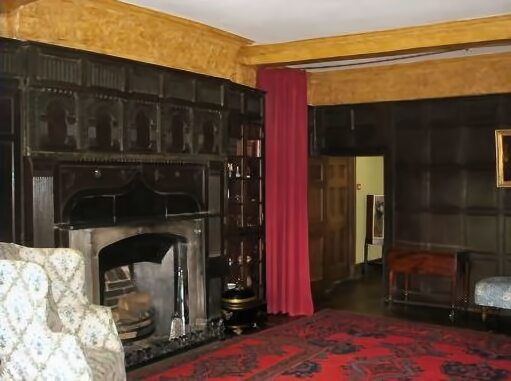 The lounge at Boscobel House